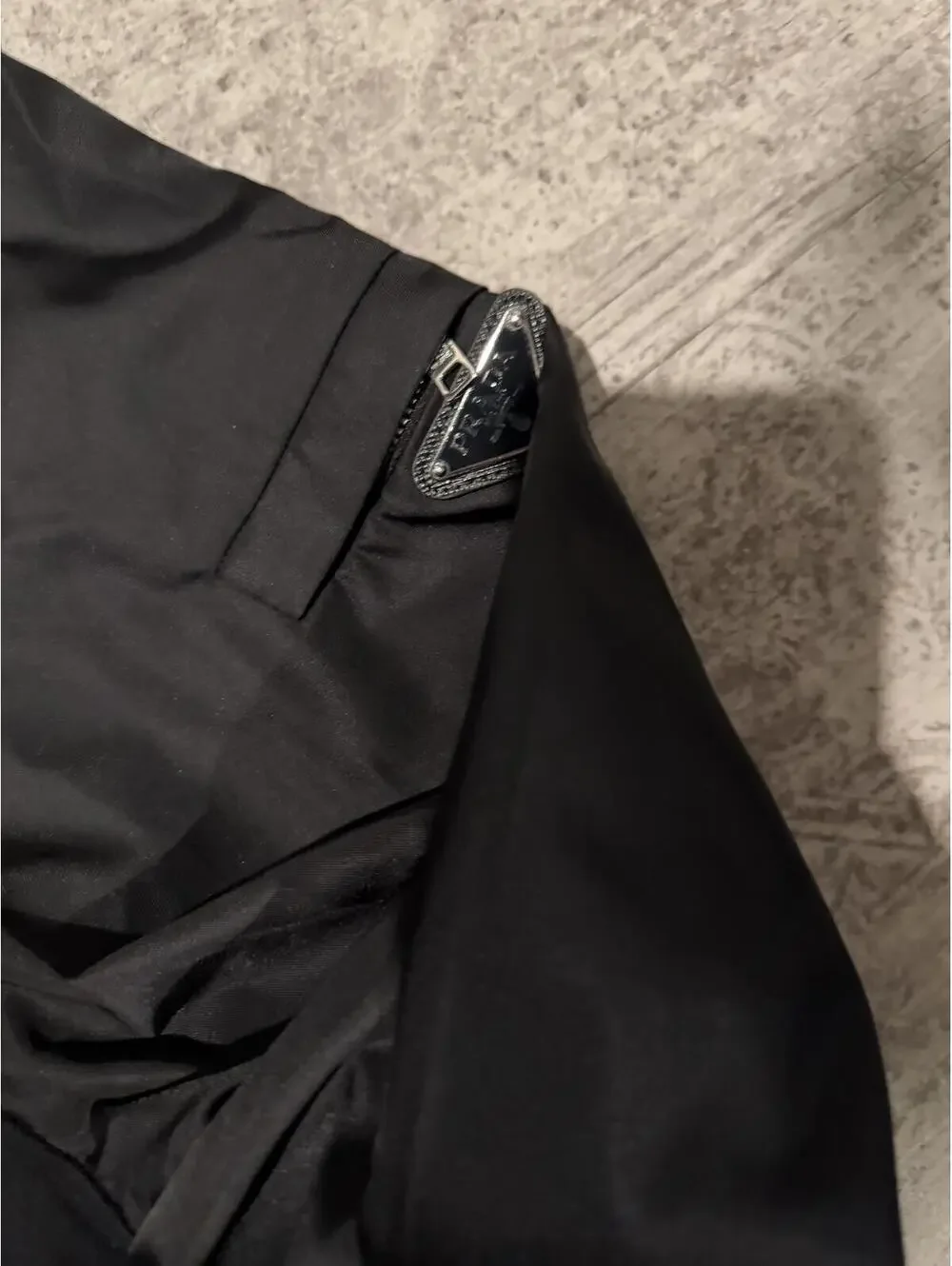 Prada Black Cropped Cotton & ReNylon Hoodie with Nylon Sleeves, logo triangle L - Picture 8 of 8